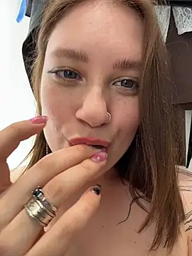 lucy-joy live sex cam