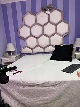 LindaGigi's cam snapshot