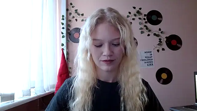 Aria__Moon's cam snapshot