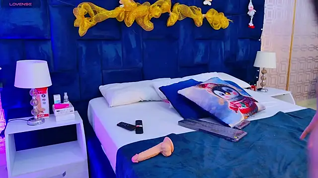 Mia-Ghost's cam snapshot