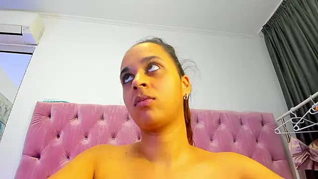 Hazel_Taylorr's cam snapshot