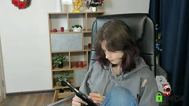 Alina_Mills's cam snapshot