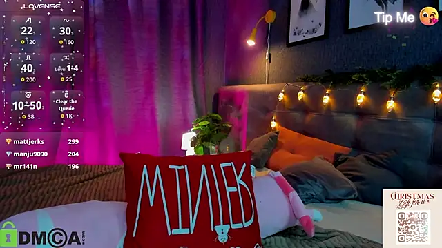 Lesi_Moonie01's cam snapshot