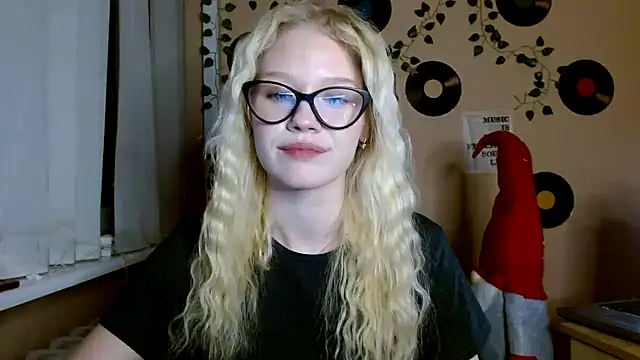 Aria__Moon's cam snapshot