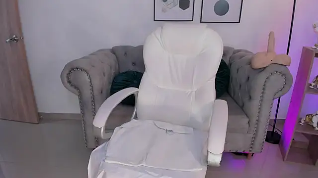 Aida_adams's cam snapshot