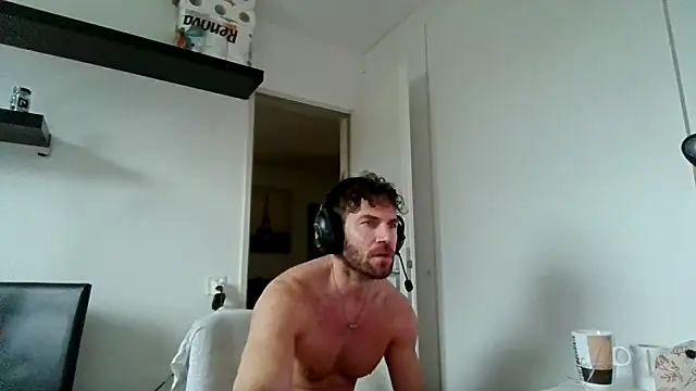 alpha-hunk live sex cam