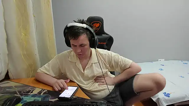 iliaskrislove live sex cam