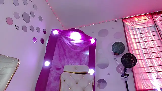 Ashley_Stone11's cam snapshot