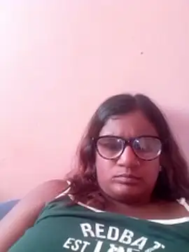 sexypearly's cam snapshot