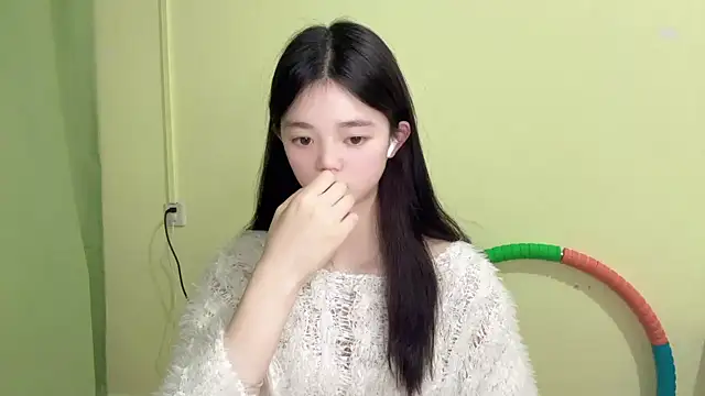 Nicole-13 live sex cam