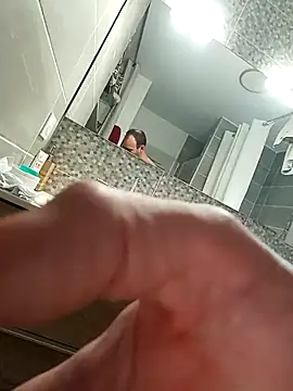 Handjob311's cam snapshot