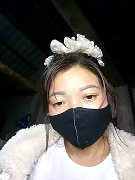 Mami_xxx live sex cam