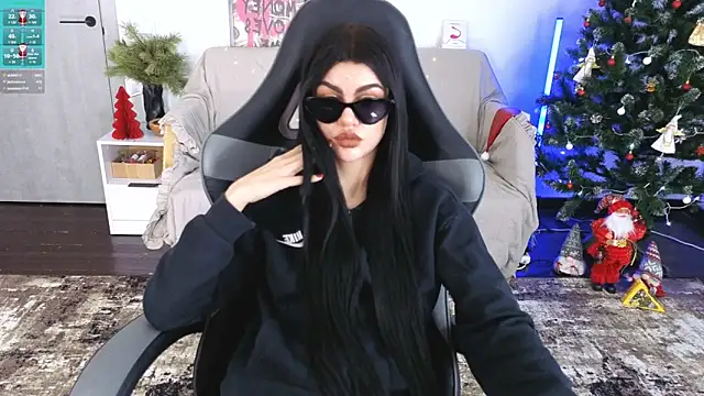 Tiffany_lab's cam snapshot