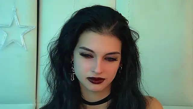 BeverlyMost's cam snapshot