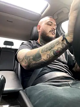 El_Titan1998 live sex cam