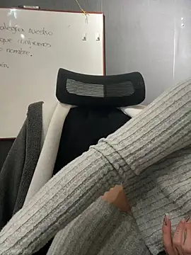 Isabella_Varella live sex cam