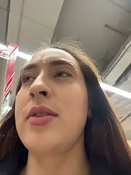 Holly_Play's cam snapshot