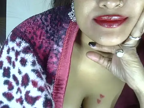 hotee_bhabi live sex cam