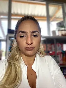 sammyqueenx21 live sex cam