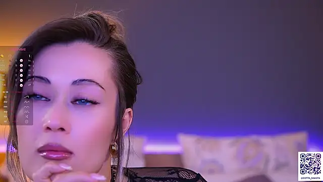 CottaDakota live sex cam