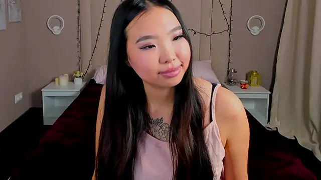 Vina_Moon's cam snapshot