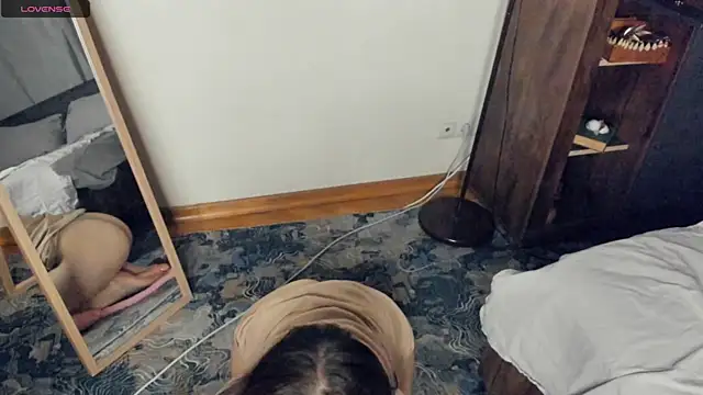 DracosMoon's cam snapshot