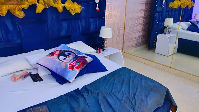 Mia-Ghost's cam snapshot