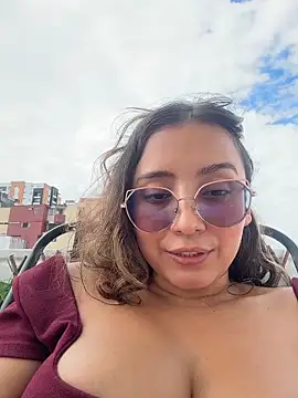 Kay_LustyWife live sex cam