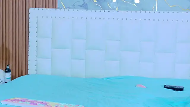 littleaprill's cam snapshot