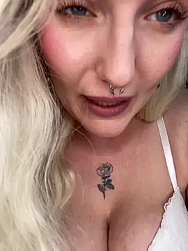 lovecassyrose's cam snapshot