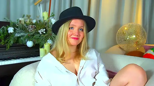 EmilyEvanse's cam snapshot