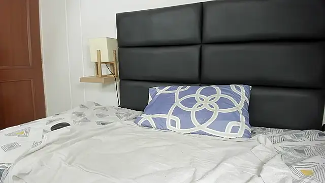 mike_foxxx_'s cam snapshot