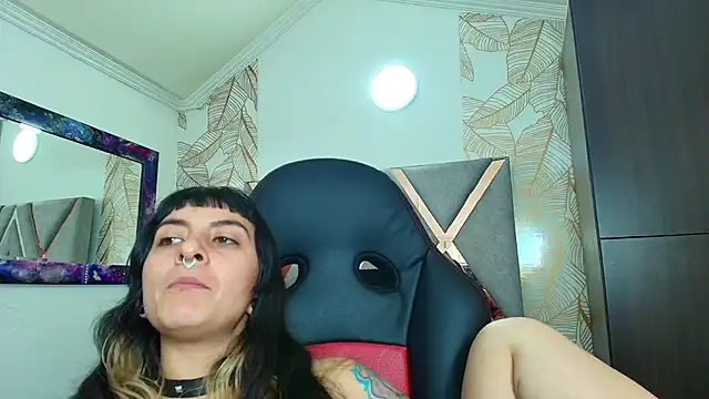 Naughty_Kittenm's cam snapshot