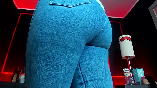 CharlotteScotte's cam snapshot