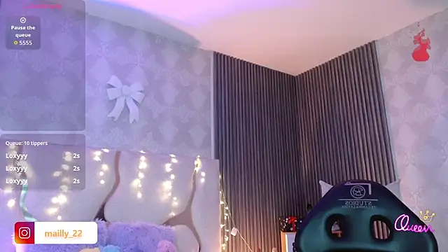 MAIILY_TAY's cam snapshot