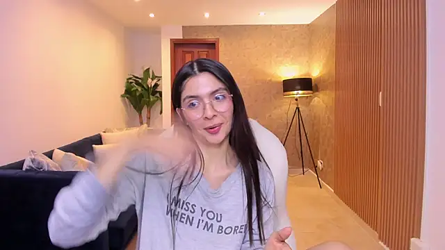 miiaa_evans's cam snapshot