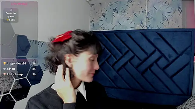 Valery_More__'s cam snapshot