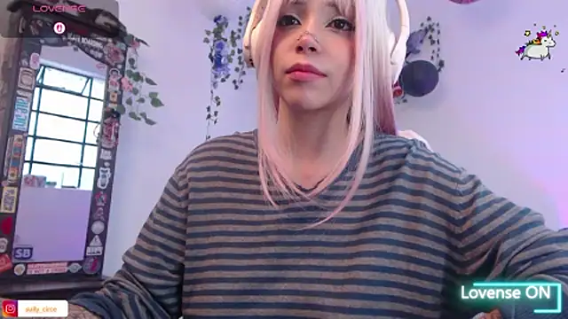 MaryJannes's cam snapshot