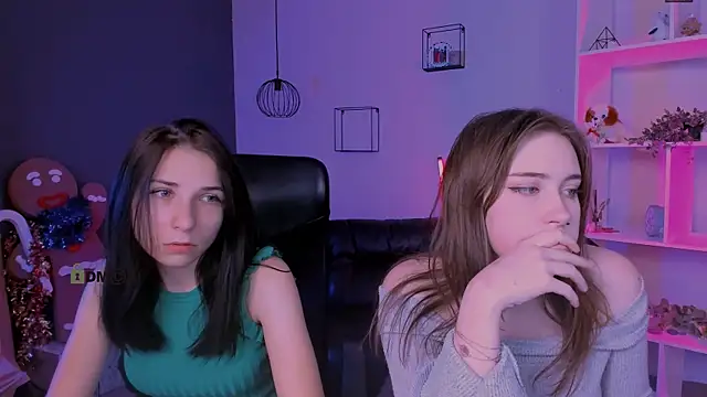 sweetie_chloe_'s cam snapshot