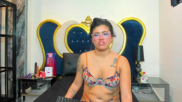 NovaMichel live sex cam