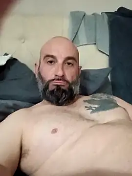 mikeystrong live sex cam
