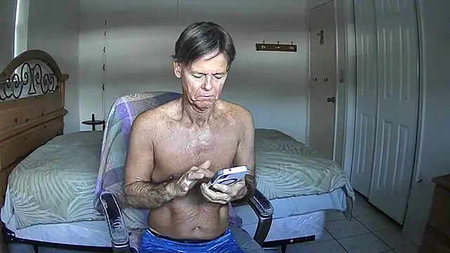 nakeedcowboi65 live sex cam