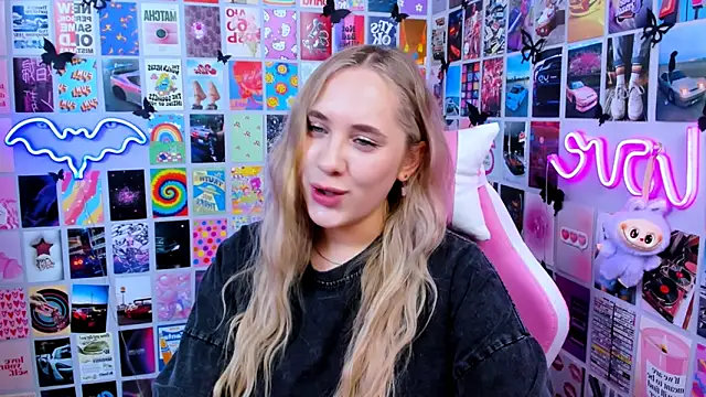 MiaMilas live sex cam