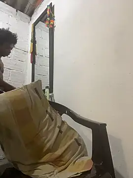 Larry-n-clouds's cam snapshot