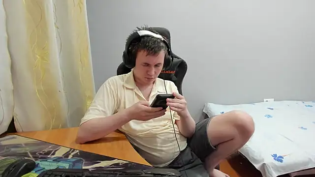 iliaskrislove's cam snapshot