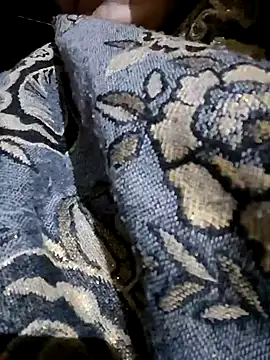 Ruhi_07's cam snapshot