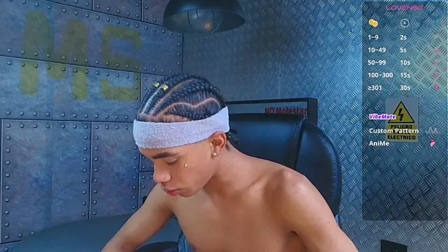 AlanCutee's cam snapshot