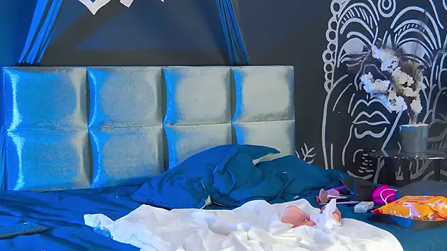 Maylu_Fox live sex cam