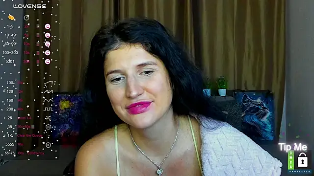 Alianna_Solo_Kisses's cam snapshot