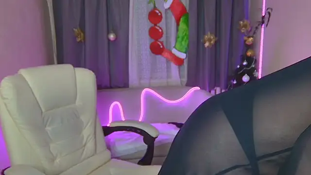 EmmaEllison's cam snapshot